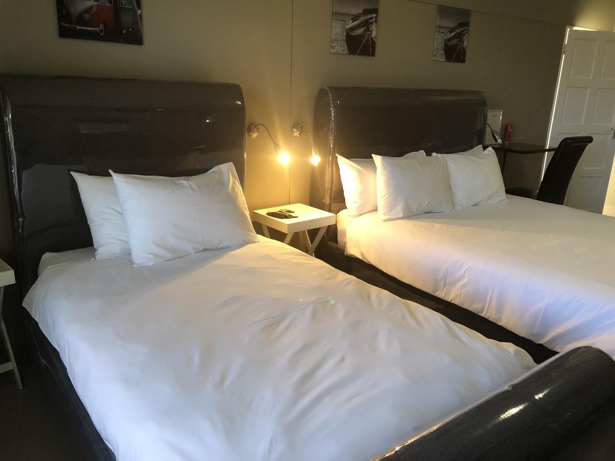 City Lodge Etosha Omuthiya Eksteriør billede
