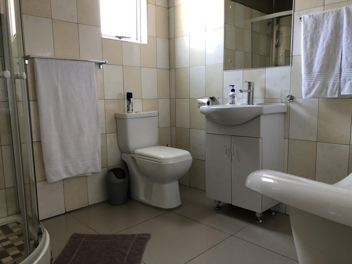 City Lodge Etosha Omuthiya Eksteriør billede